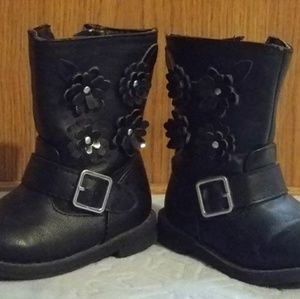 Baby girl black boots